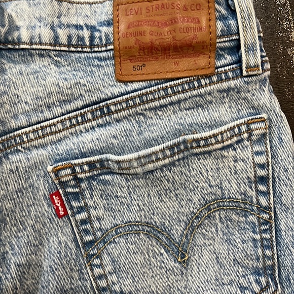 Levi’s Premium shorts - Picture 4 of 8